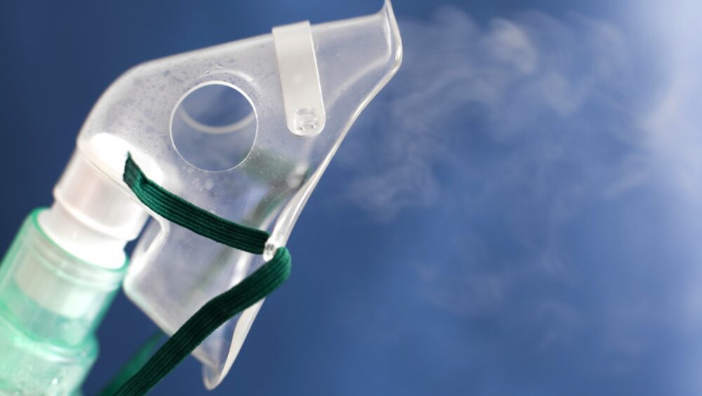 Nebulizer with mist coming out